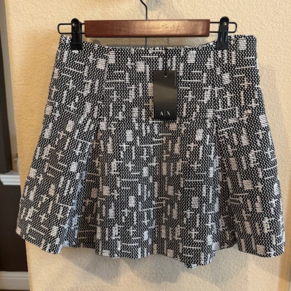 NWT A/X Armani Exchange  Jacquard Box-Pleat Skirt US Size 2